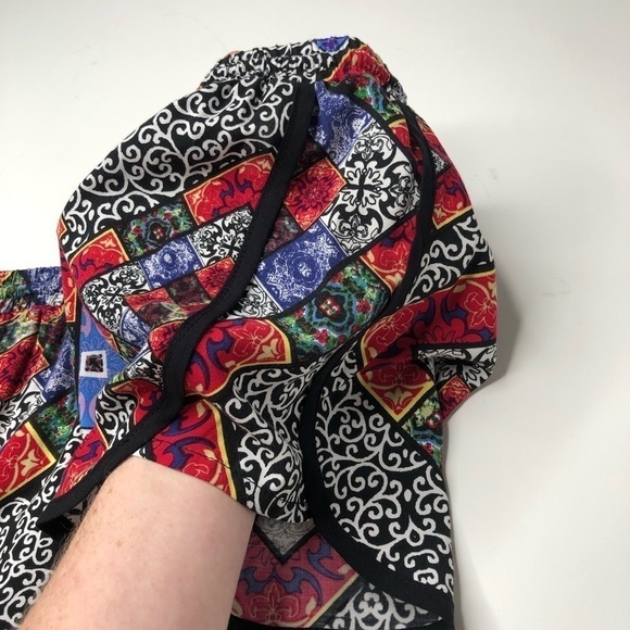 MINKPINK Boho Titled Colorful Hippie Artsy Flowy Drawstring Hottie Short Shorts - Picture 9 of 14